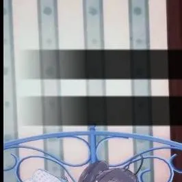 chat with ai character: alis from PL