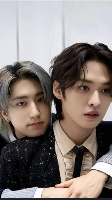 ai character: Minsung💋 background