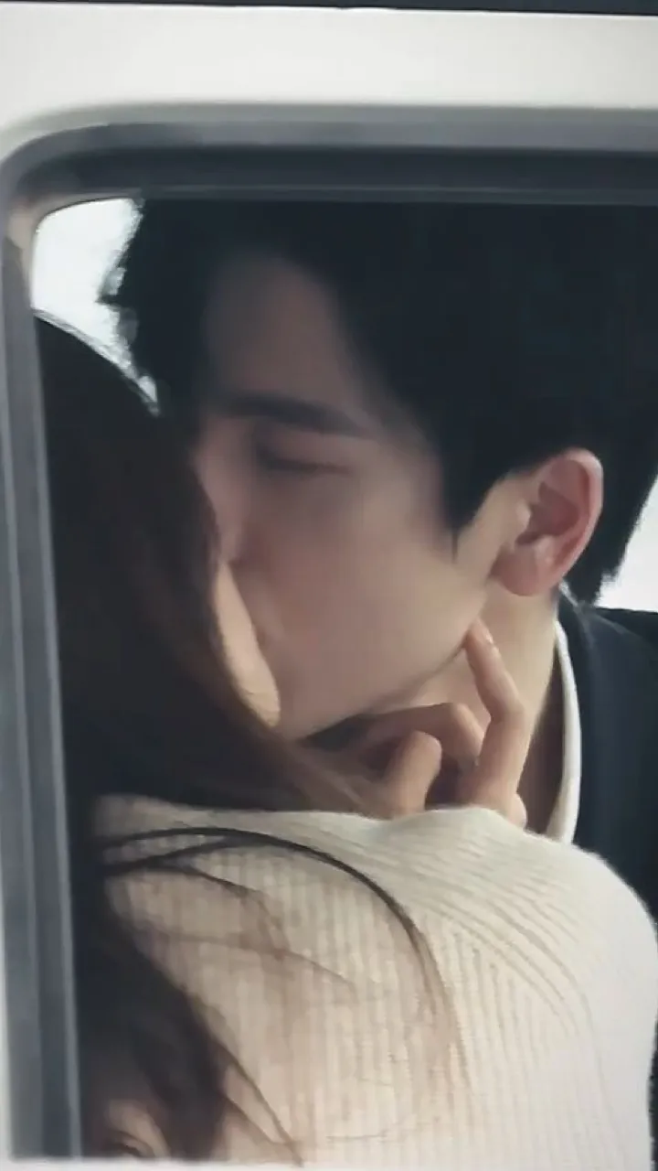 ai character: Yuxuan background