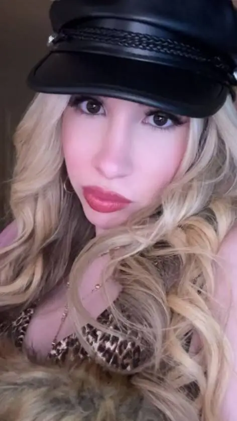 Talkie AI - Chat with Lana Rae
