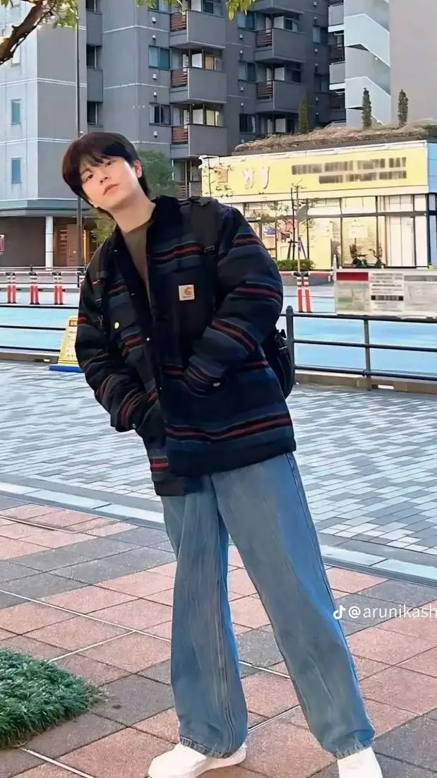 ai character: straykids background