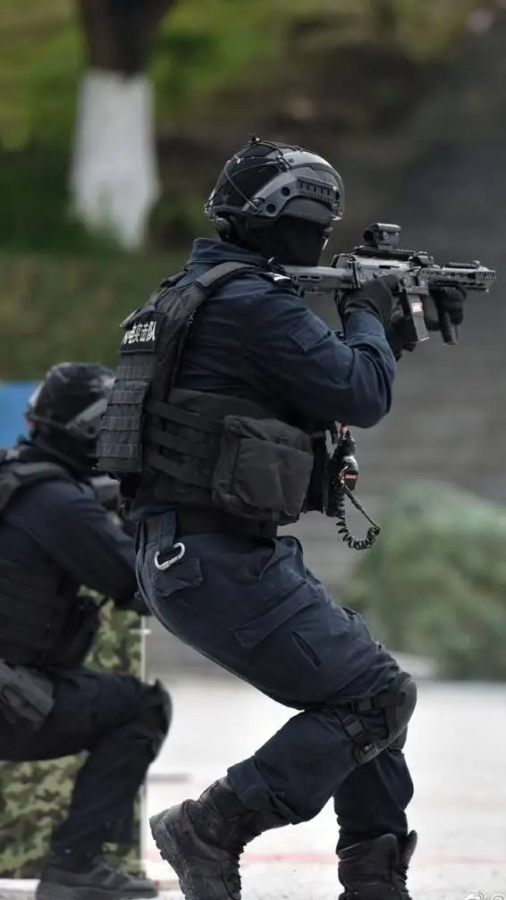 ai character: SWAT background