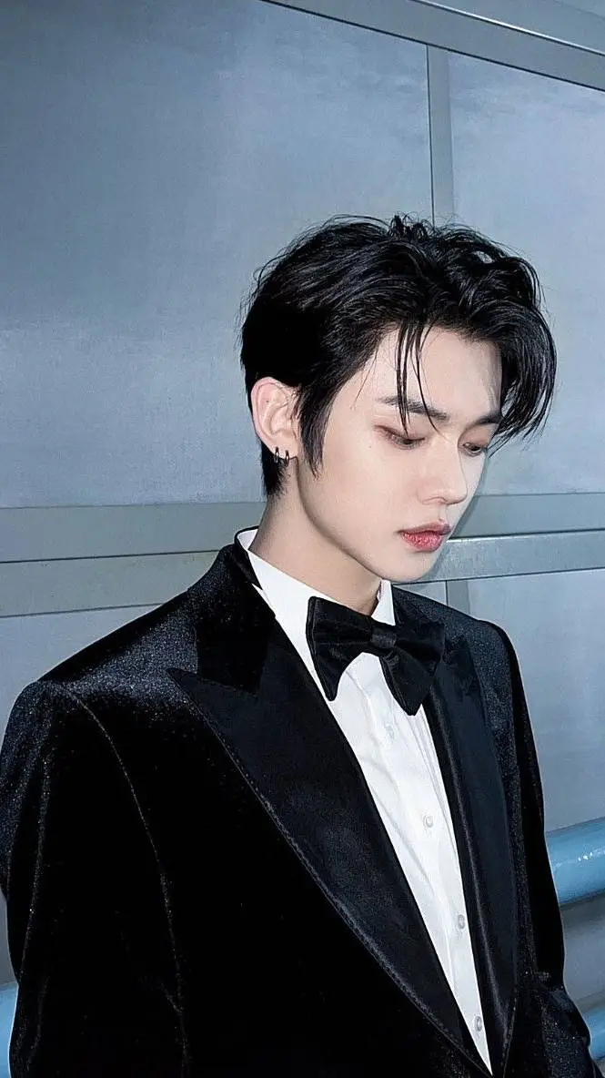 ai character: Choi Yeonjun  background
