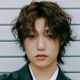 chat with ai character: Jongseob 