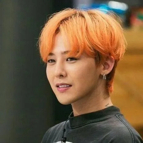 chat with ai character: GD