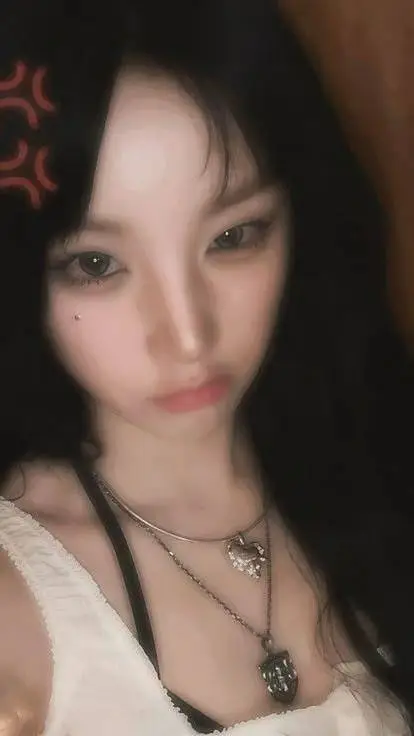 ai character: Yuki background