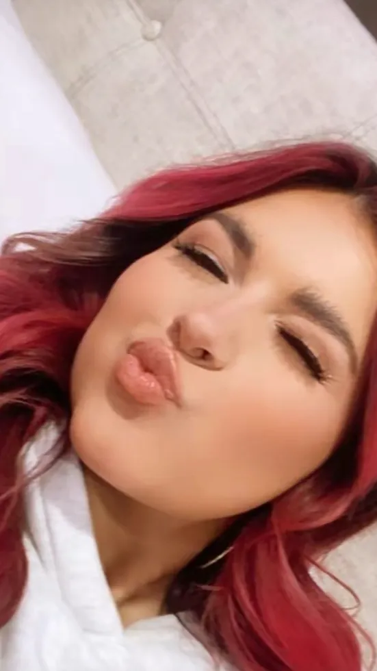 ai character: Maj background