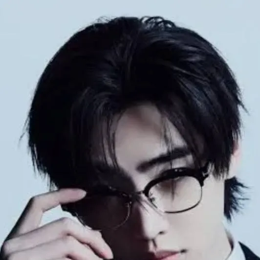 chat with ai character: xiao jun