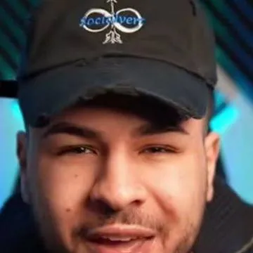 chat with ai character: gaogaogao