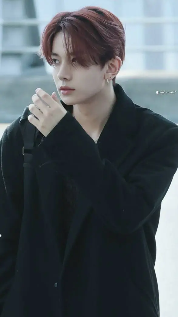 ai character: Heeseung background