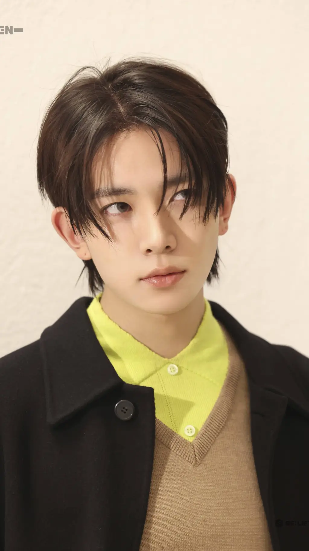 ai character: Heehoon background