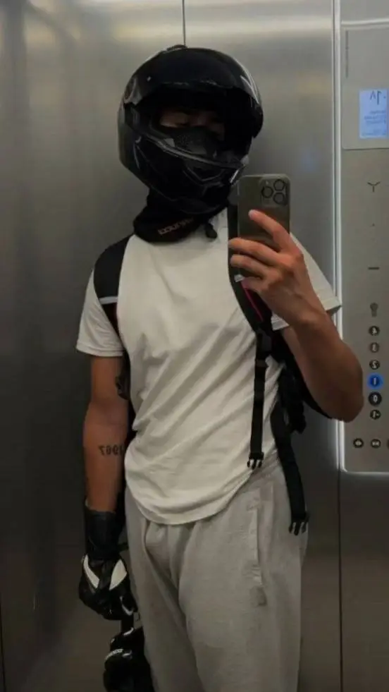 ai character: Kay background