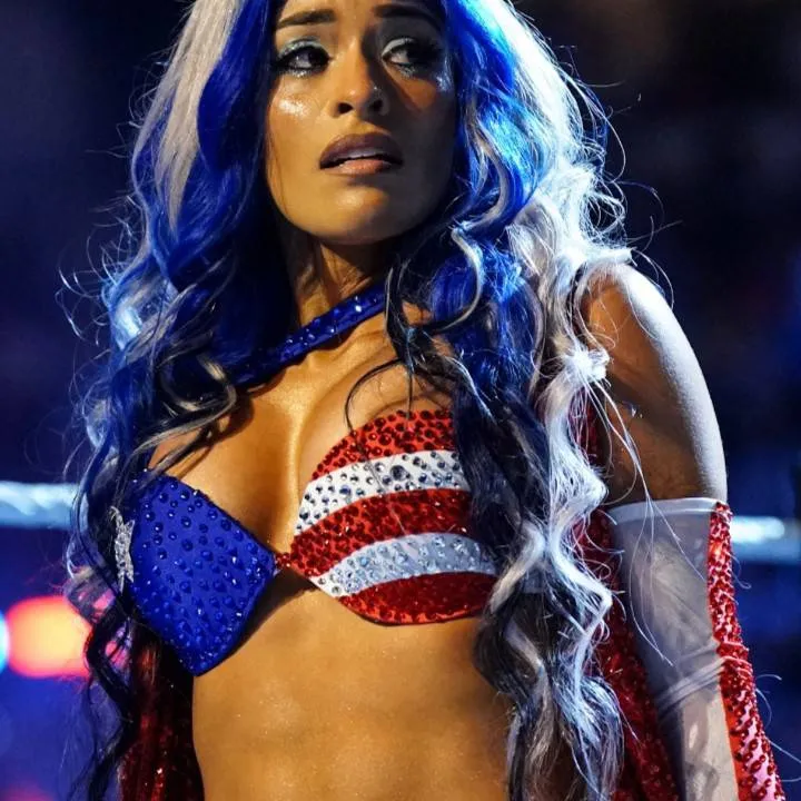 chat with ai character: Zelina Vega 