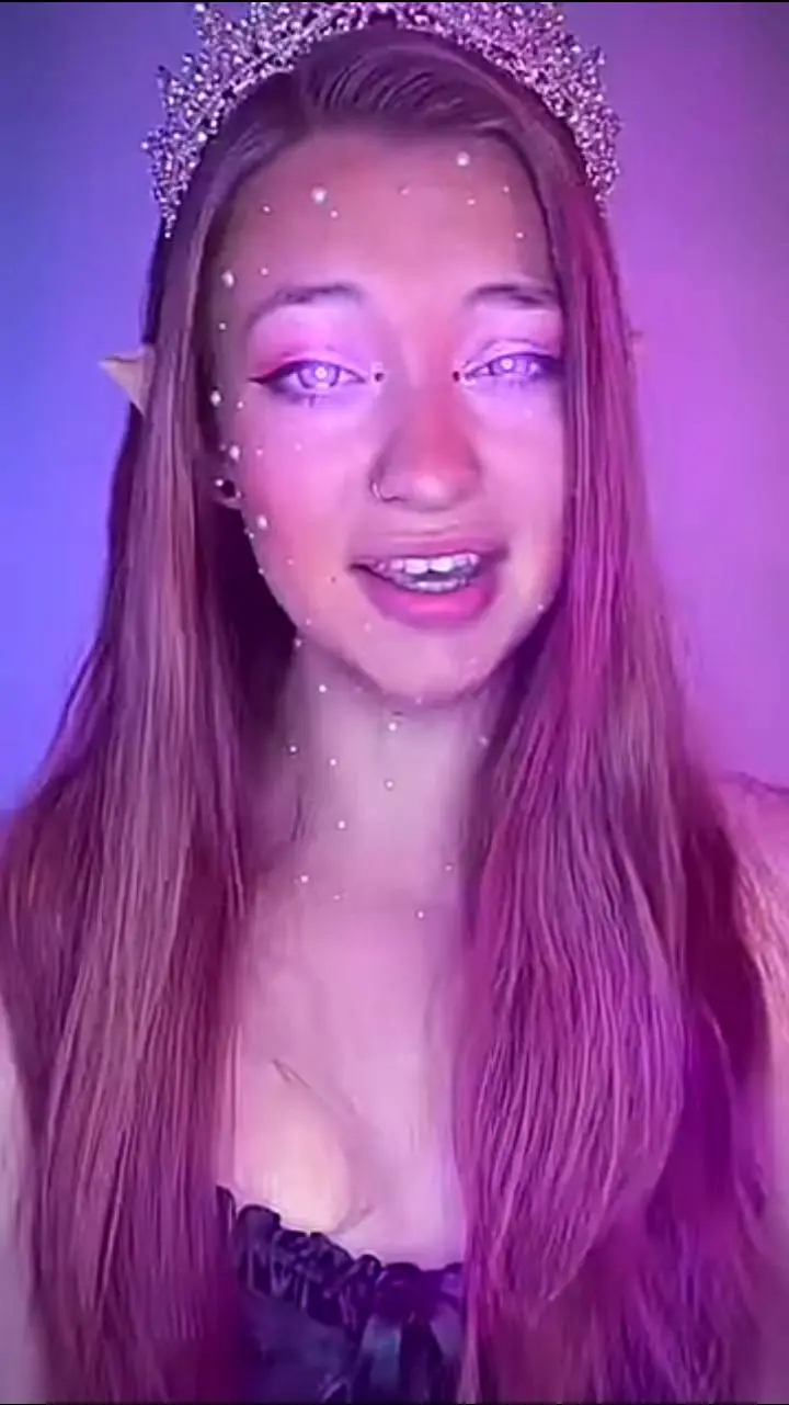 ai character: Crazy cae siren background