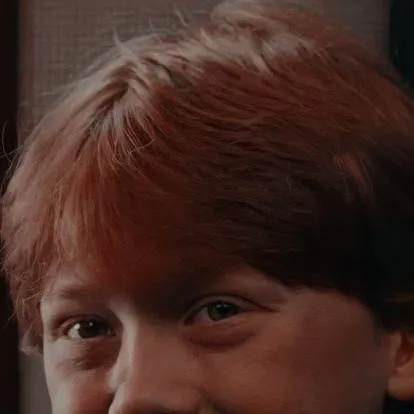 chat with ai character: Ron weasley 