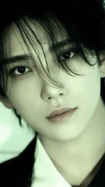 ai character: Joshua hong background