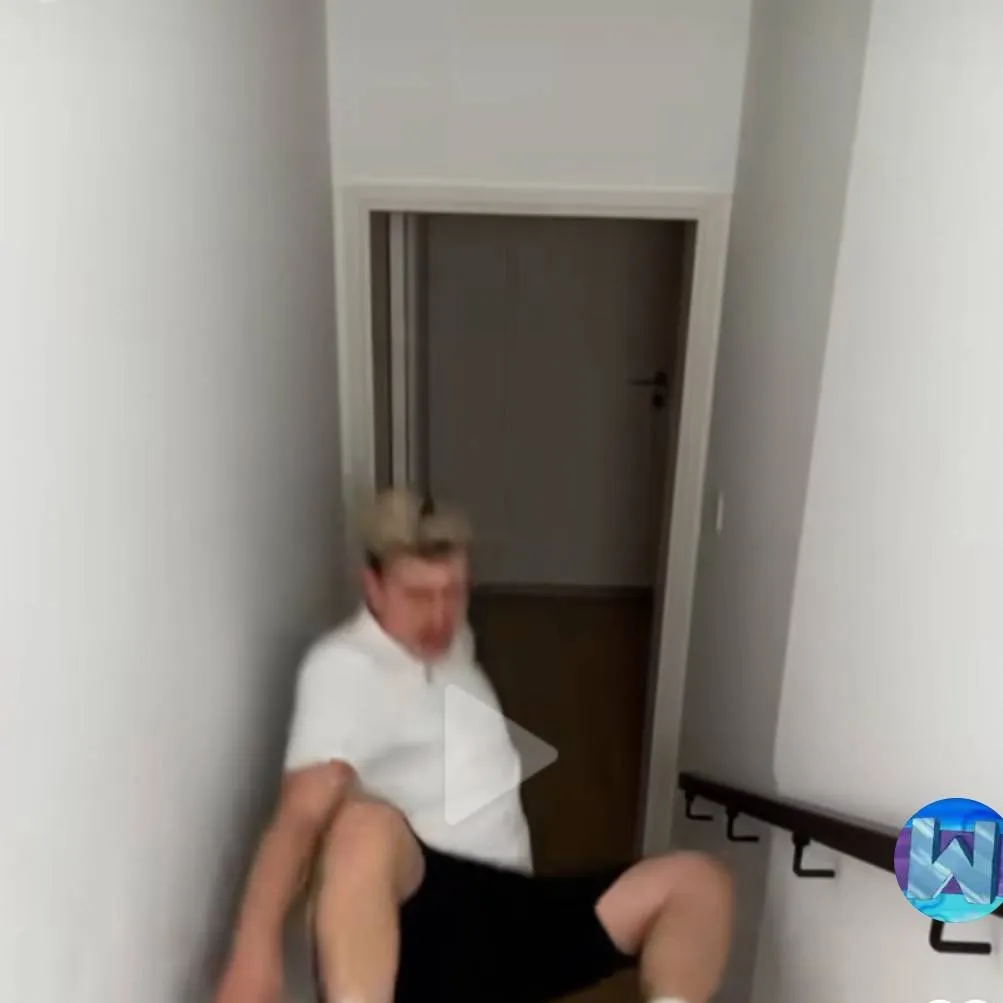 chat with ai character: ai papaplatte