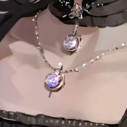 chat with ai character: Zoé halloween 🎃