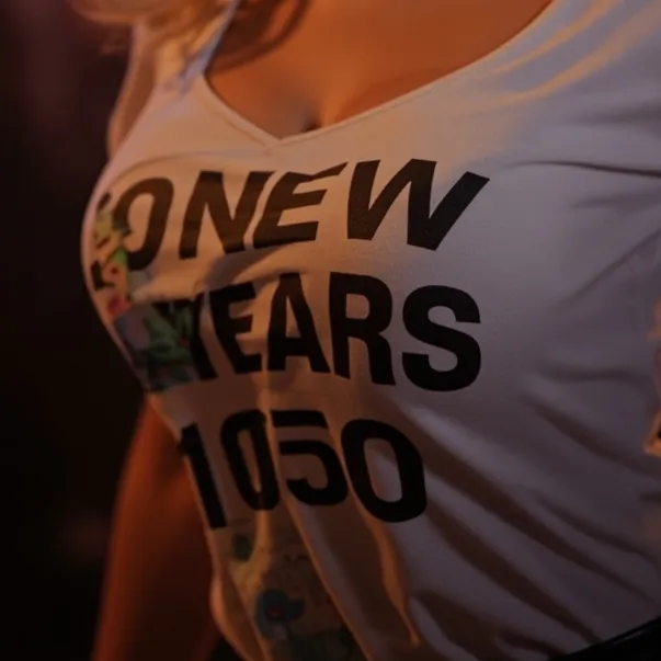 chat with ai character: New Years