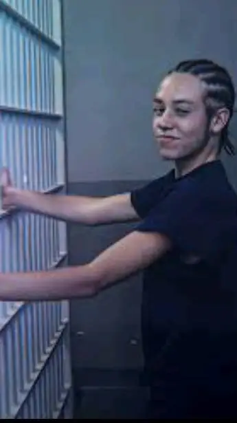 ai character: carl background