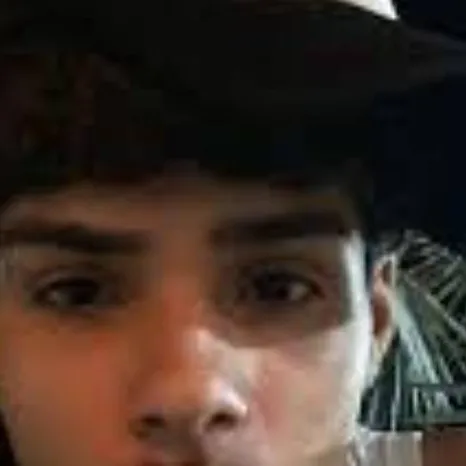 chat with ai character: miles