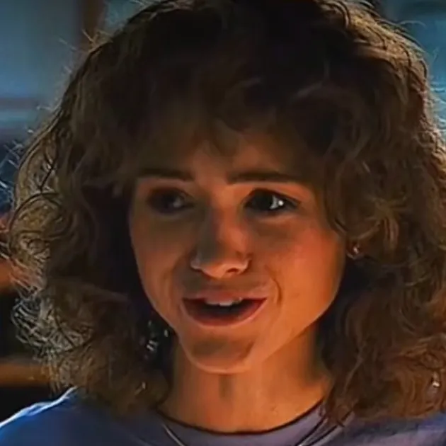 chat with ai character: Nancy wheeler 