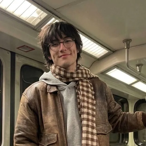 chat with ai character: Dante 