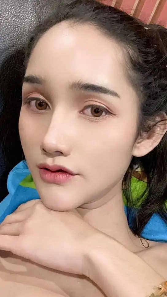 ai character: Mai Narak background