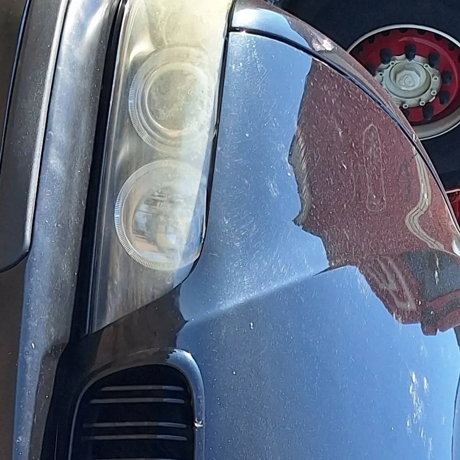 chat with ai character: bmw