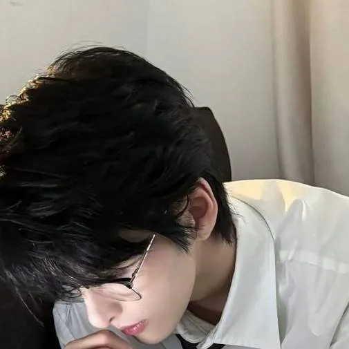 chat with ai character: jay💤