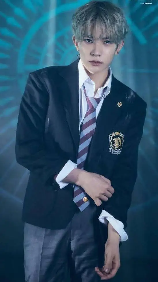 ai character: Lee Heeseung background