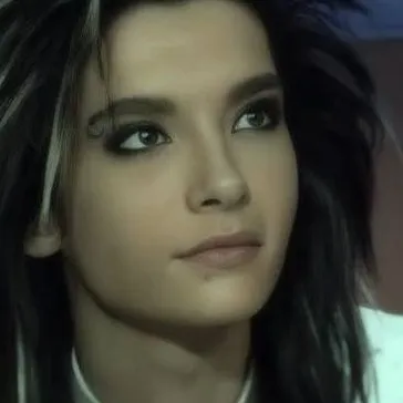 chat with ai character: Bill Kaulitz 