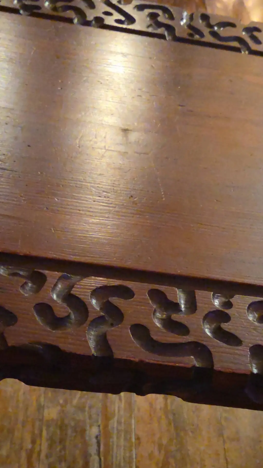 ai character: Ch animals background