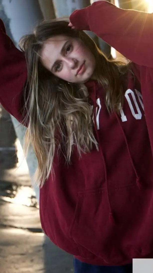 ai character: jiji wonder background