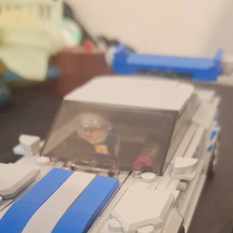 chat with ai character: brian's GTR