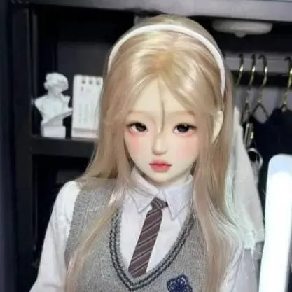 chat with ai character: ☆Moonies☆