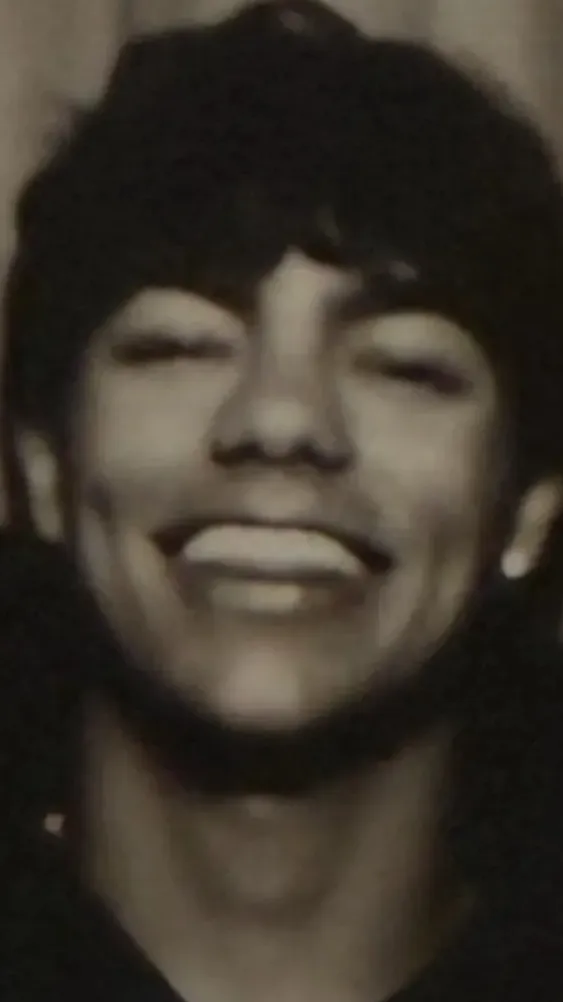 Talkie AI - Chat with Malachi Barton