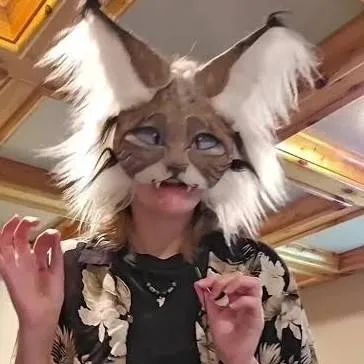 chat with ai character: Cicada 