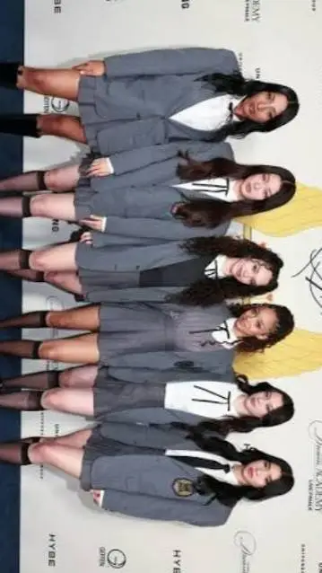 ai character: katseye  background