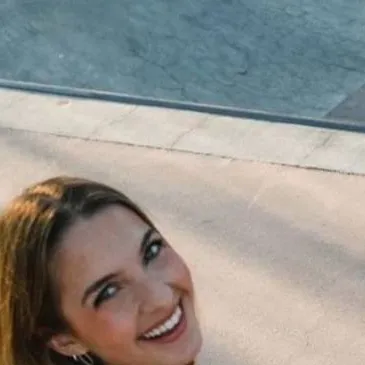 chat with ai character: Lexi Rivera