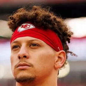 chat with ai character: Patrick mahomes