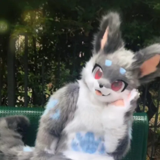 chat with ai character: Furry school