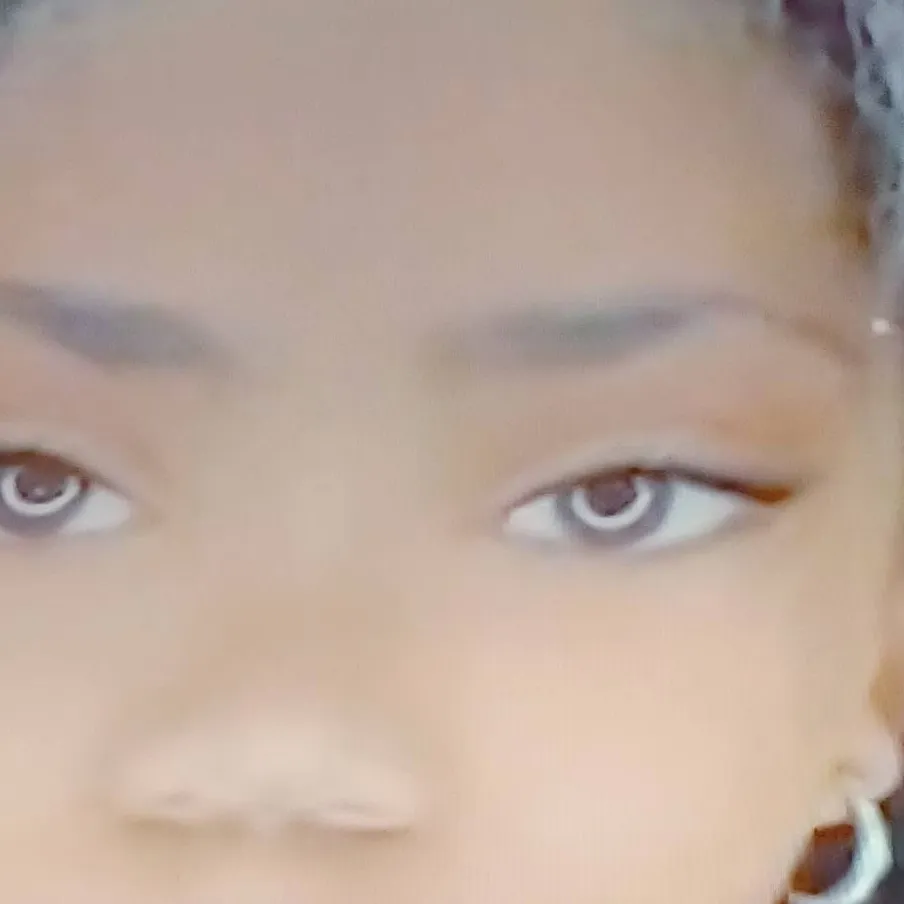 chat with ai character: lani