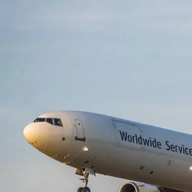 chat with ai character: UPS MD-11