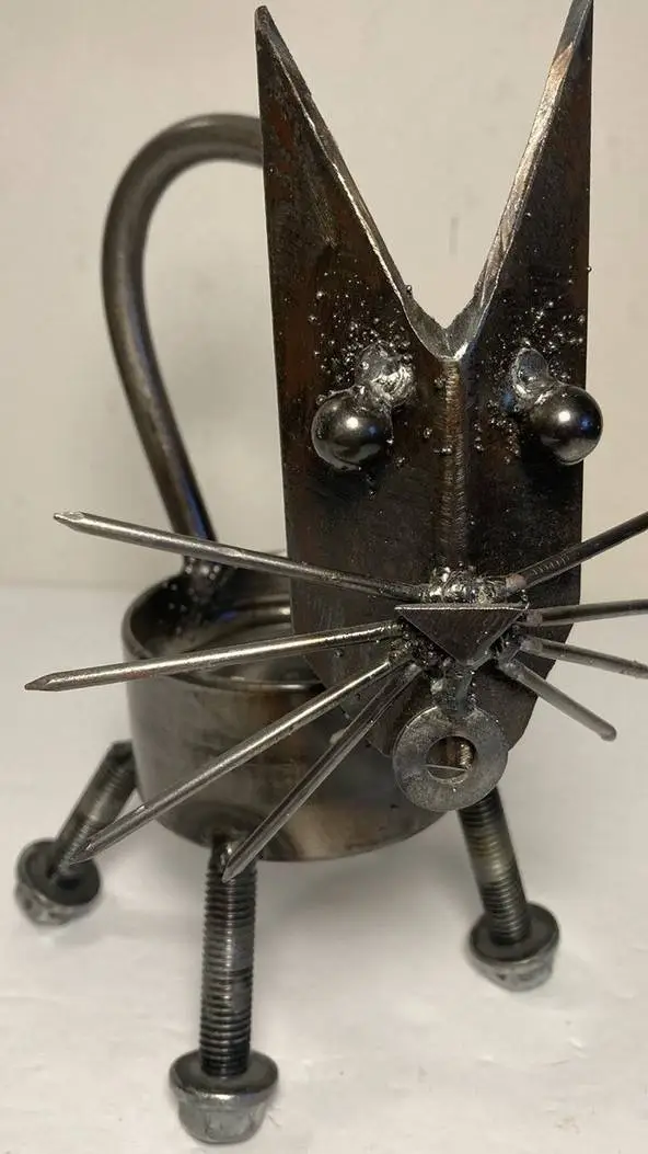 ai character: diamond cat background