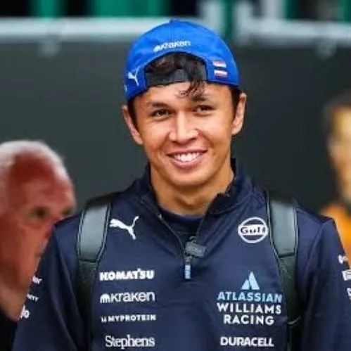 chat with ai character: Alex Albon