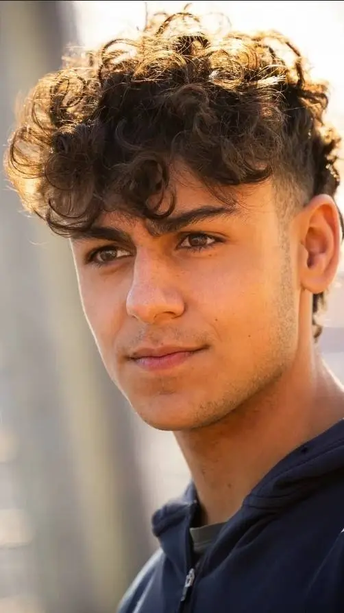 ai character: Arvid Lindblad background