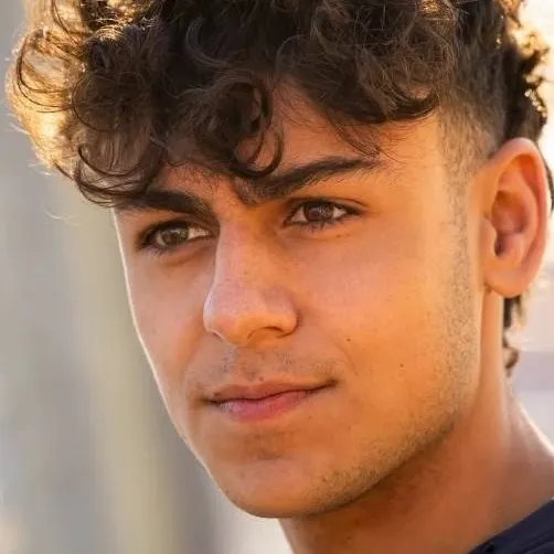 chat with ai character: Arvid Lindblad