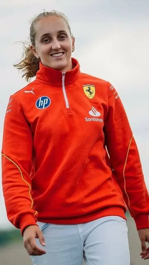 Talkie AI - Chat with Maya Weug