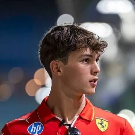 chat with ai character: Ollie Bearman